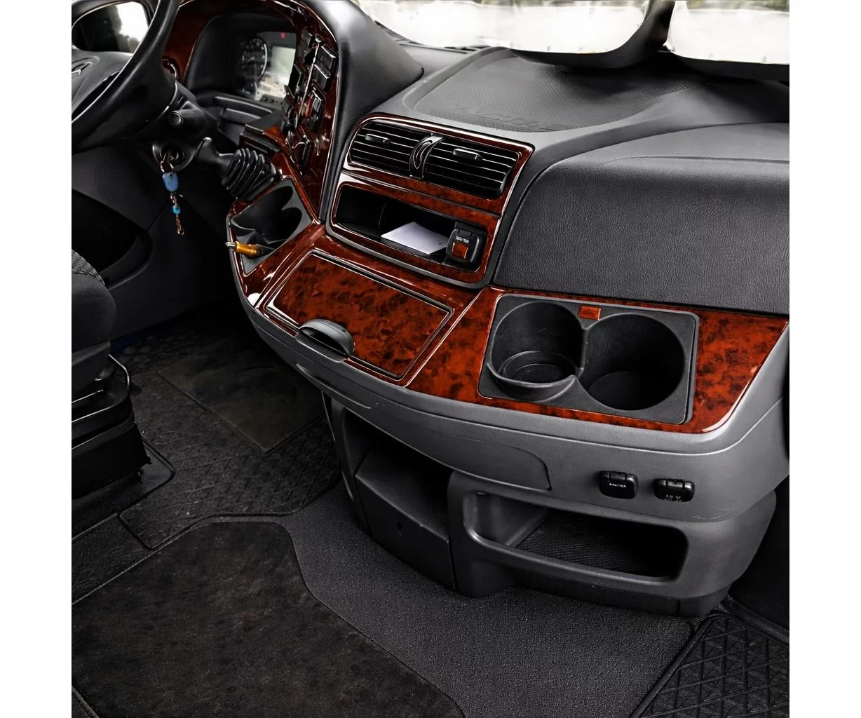 Mercedes Actros Full Set 04.03-08.11 3D Inleg dashboard Interieurset aansluitend en pasgemaakt op he 42-Teile