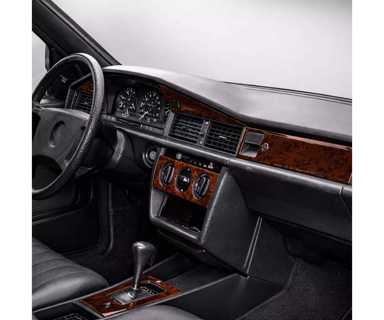 Mercedes C 190 W201 12.83-05.93 Mittelkonsole Armaturendekor Cockpit Dekor 11-Teile