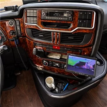 IVECO S-WAY 2019 3D Inleg dashboard Interieurset aansluitend en pasgemaakt op he 17-Teile IVECO S-WAY 2019 3D Inleg dashboard Interieurset aansluitend en pasgemaakt op he 17-Teile