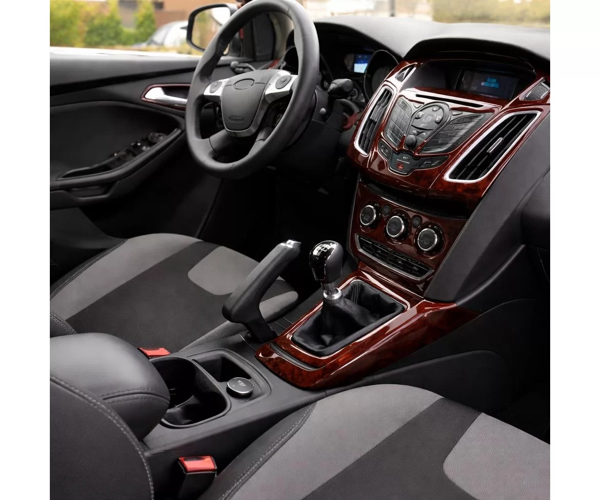 Ford Focus 2012-UP Full Set, 4 Audio speakers, Aircondition, Automatic Gearbox, Not Fits with Radio SONY Interior BD Dash Trim K