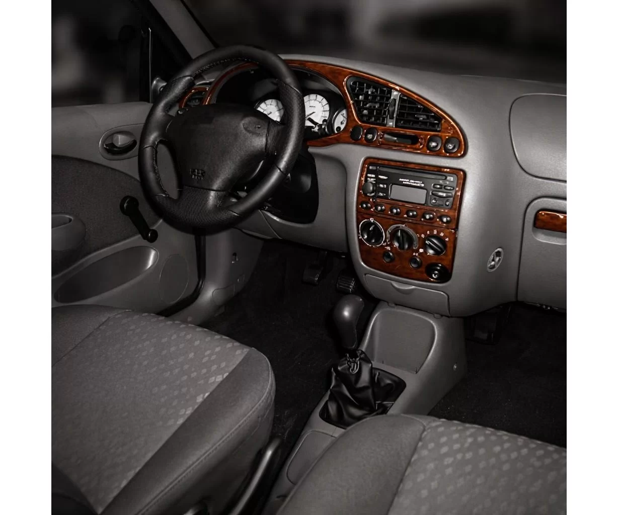 Ford Fiesta 08.99-02.02 3D Inleg dashboard Interieurset aansluitend en pasgemaakt op he 13-Teile Ford Fiesta 08.99-02.02 3D Inleg dashboard Interieurset aansluitend en pasgemaakt op he 13-Teile