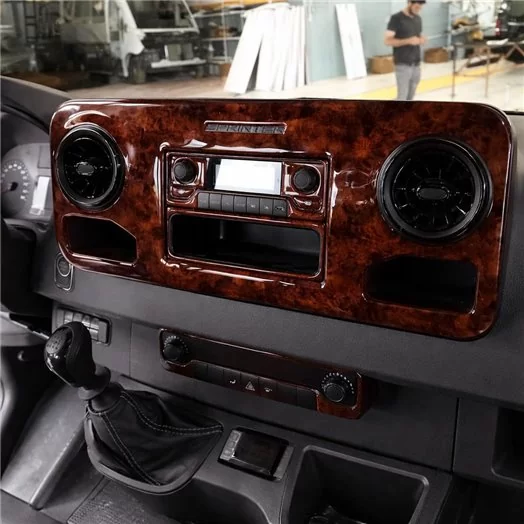 Mercedes Sprinter W907 2018 Mascherine sagomate per rivestimento cruscotti 47-Decori