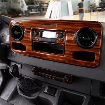 Mercedes Sprinter W907 Inleg dashboard Interieurset aansluitend en pasgemaakt 40 Delen 2