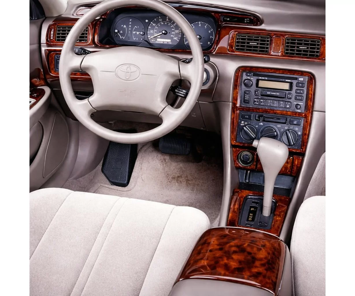 Toyota Camry 12.97-12.99 Habillage Décoration de Tableau de Bord 24-Pièce