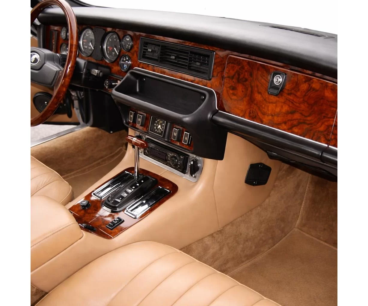 Jaguar XJ6 1983-1987 Full Set, Automatic Gear BD Interieur Dashboard Bekleding Volhouder Jaguar XJ6 1983-1987 Full Set, Automatic Gear BD Interieur Dashboard Bekleding Volhouder