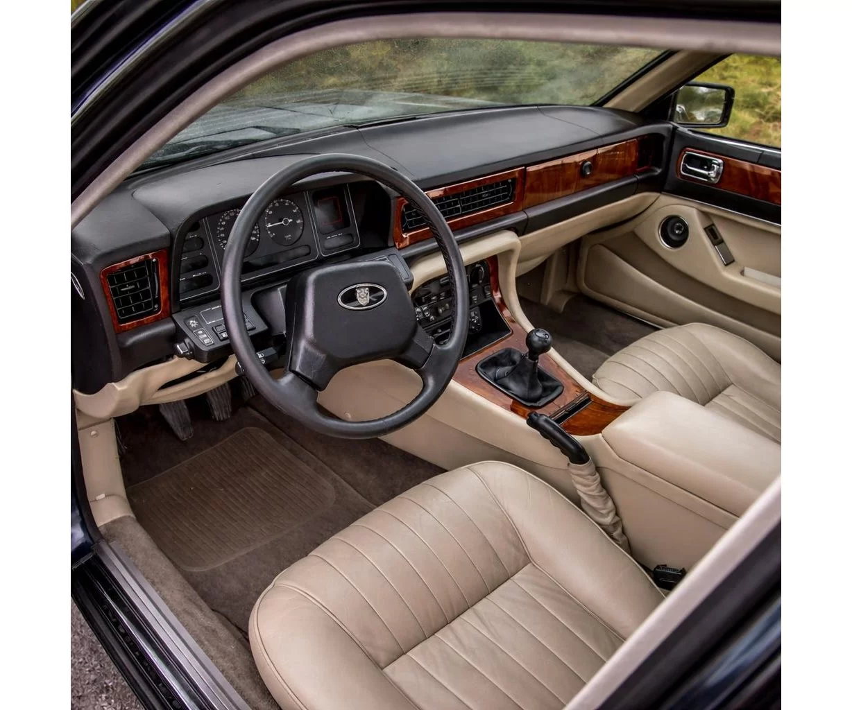 Jaguar XJ6 1993-1995 Full Set, Automatic Gear BD Interieur Dashboard Bekleding Volhouder