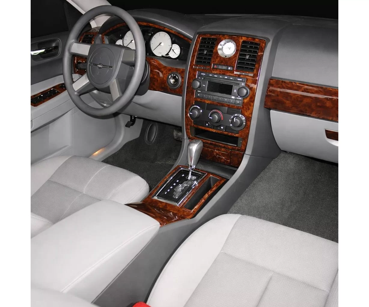 Chrysler 300 2005-2007 Full Set, Without NAVI system BD Interieur Dashboard Bekleding Volhouder Chrysler 300 2005-2007 Full Set, Without NAVI system BD Interieur Dashboard Bekleding Volhouder