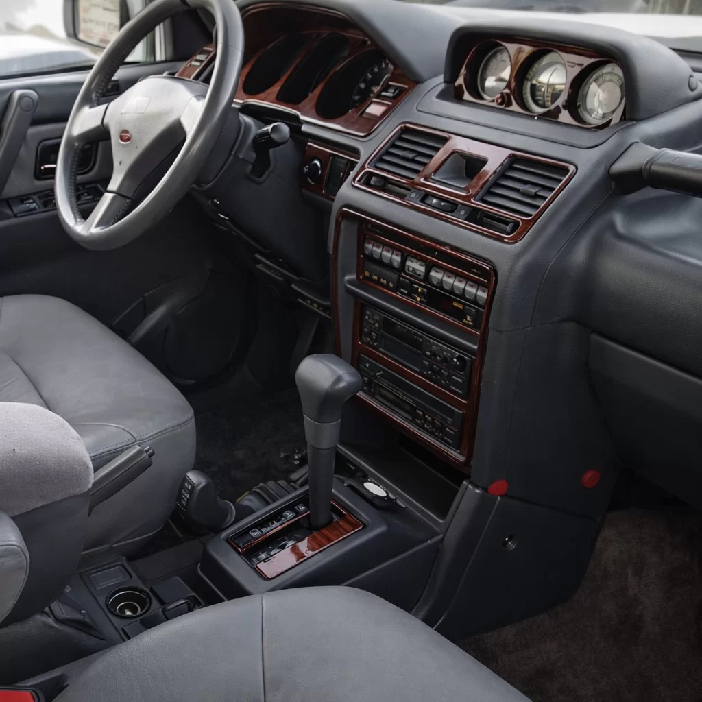 Mitsubishi Pajero/Montero 1991-1999 Full Set, 11 Parts set BD Interieur Dashboard Bekleding Volhouder