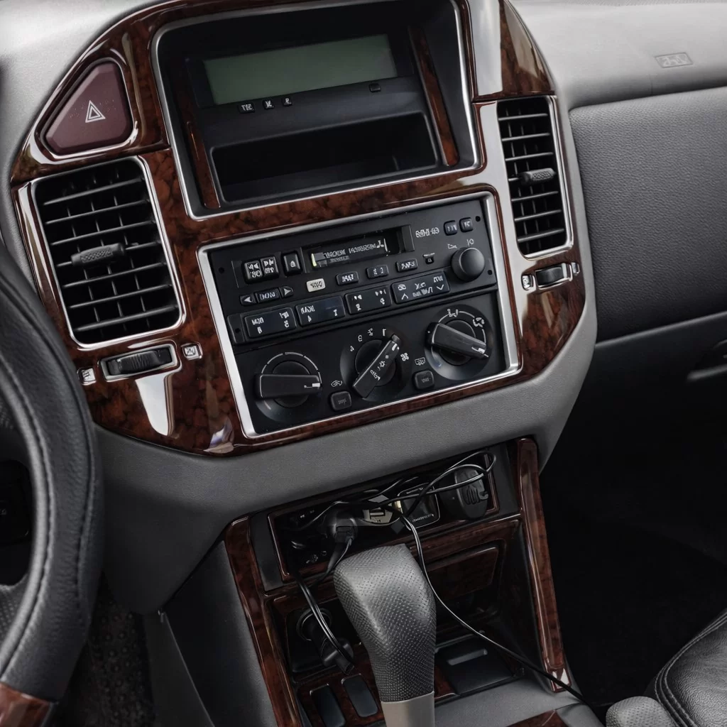 Mitsubishi Pajero/Montero 2000-2006 OEM Compliance BD innenausstattung armaturendekor cockpit dekor Mitsubishi Pajero/Montero 2000-2006 OEM Compliance BD innenausstattung armaturendekor cockpit dekor