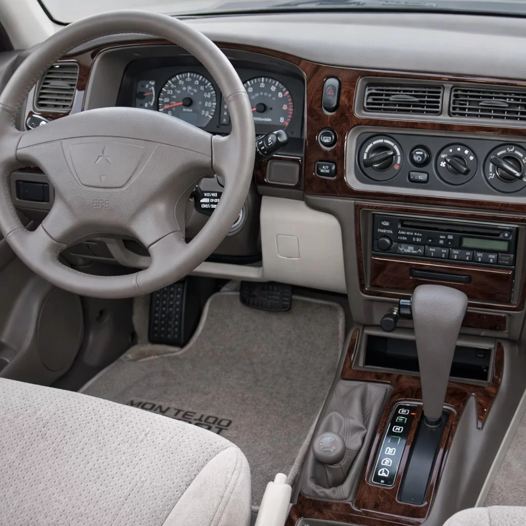 Mitsubishi Pajero Sport/Montero Sport 1998-2008 With Overhead, Without Sunroof, 29 Parts set Interior BD Dash Trim Kit Mitsubishi Pajero Sport/Montero Sport 1998-2008 With Overhead, Without Sunroof, 29 Parts set Interior BD Dash Trim Kit