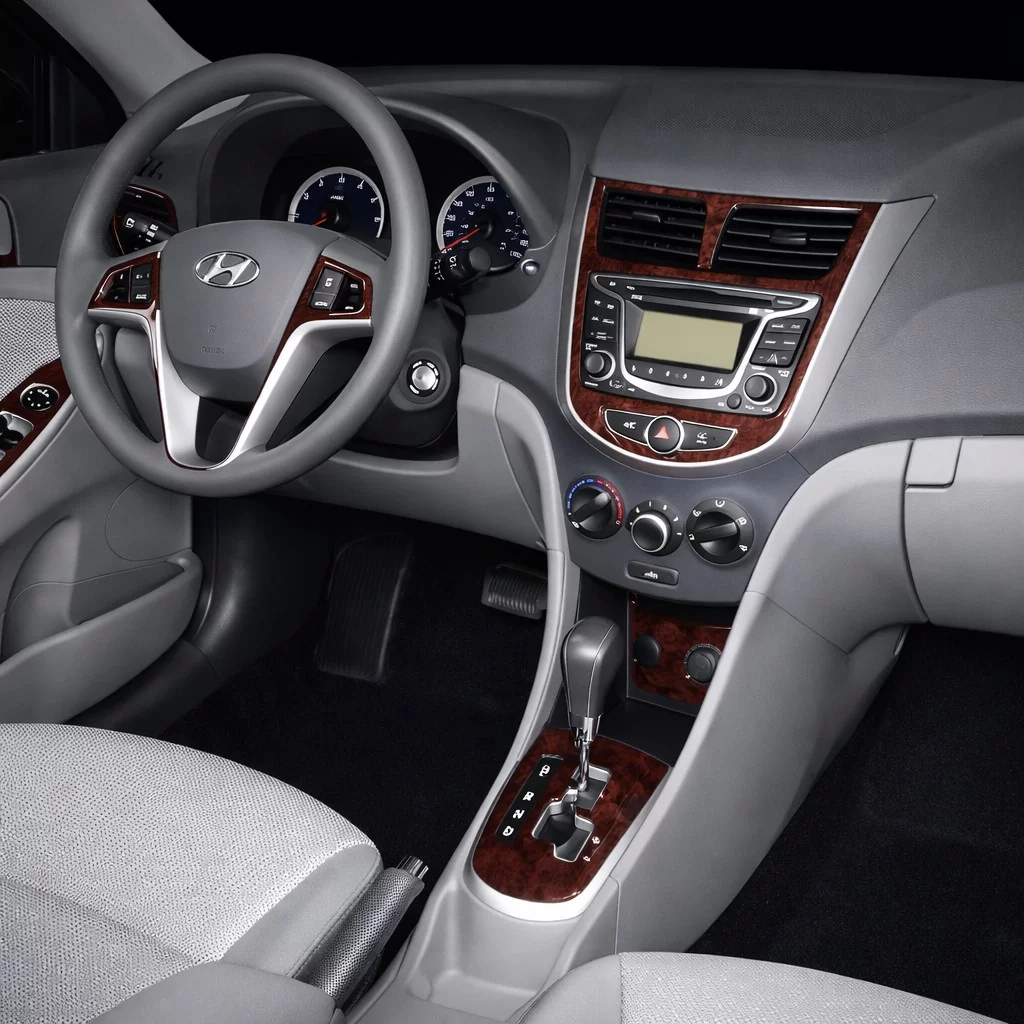 Hyundai Accent 2012-2017 Mascherine sagomate per rivestimento cruscotti 17 Decori