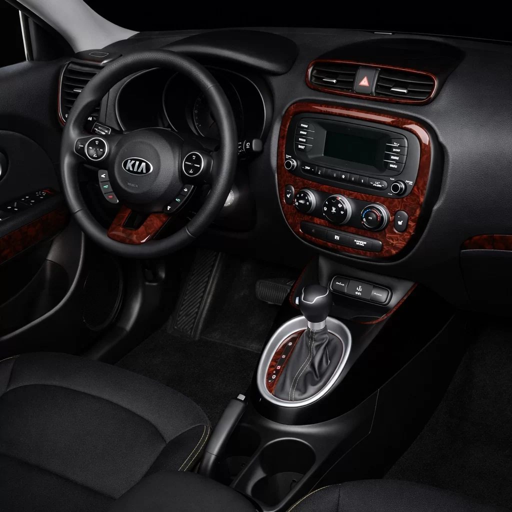 KIA Soul 2013 Inleg dashboard Interieurset aansluitend en pasgemaakt 40 Delen