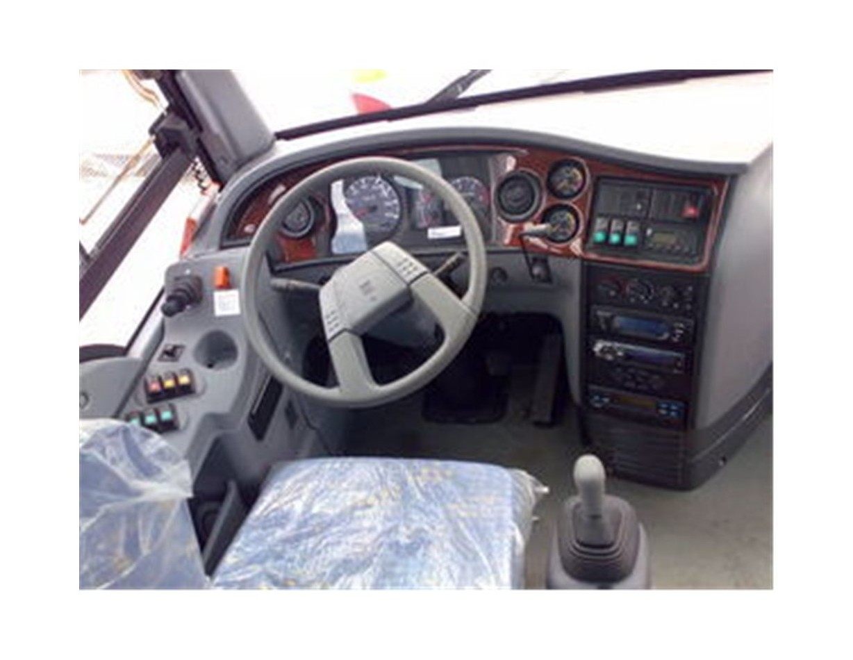 Isuzu Roybus C 2007 Kit la décoration du tableau de bord 10-Pièce - 1 - habillage decor de tableau de bord