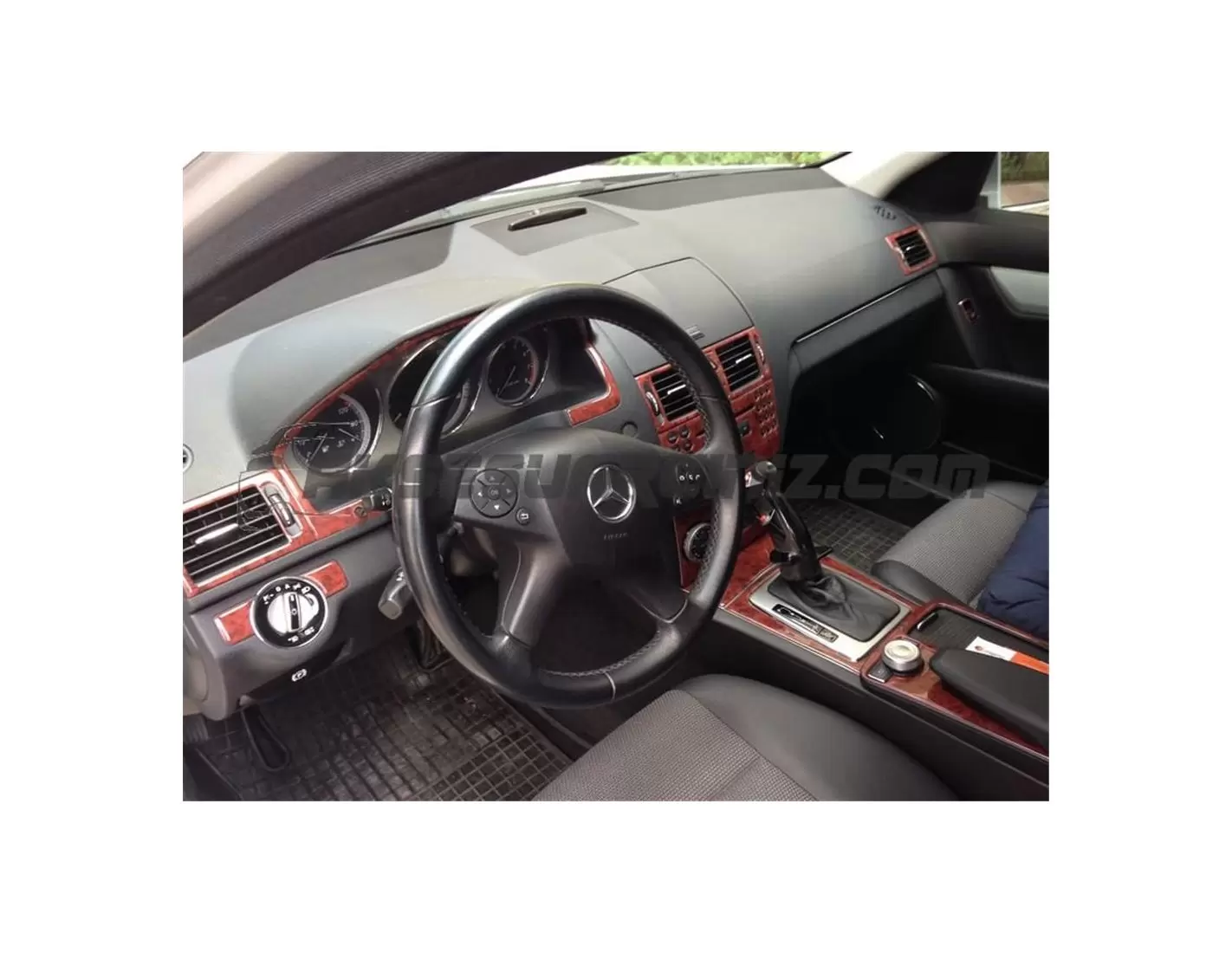 Mercedes C-Class W204 01.2006 Kit Rivestimento Cruscotto all'interno del veicolo Cruscotti personalizzati 17-Decori