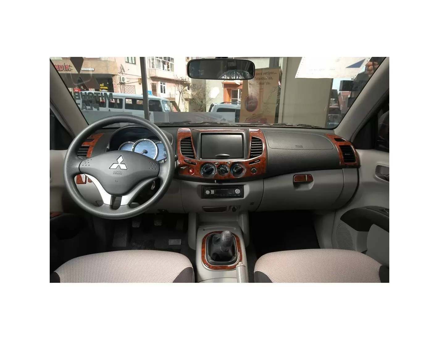 Mitsubishi L 200 4x2 2007 Mittelkonsole Armaturendekor Cockpit Dekor 13-Teilige - 1- Cockpit Dekor Innenraum