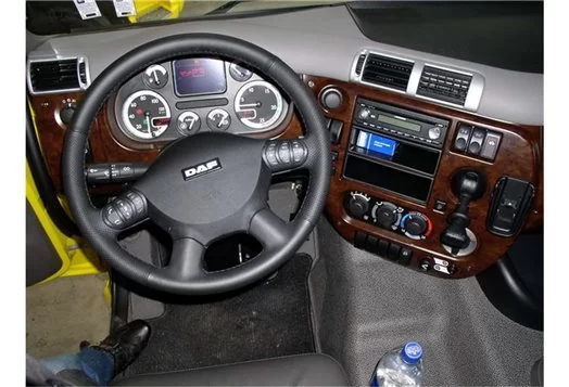 Daf CF 01.2011 3D Inleg dashboard Interieurset aansluitend en pasgemaakt op he 18 -Teile